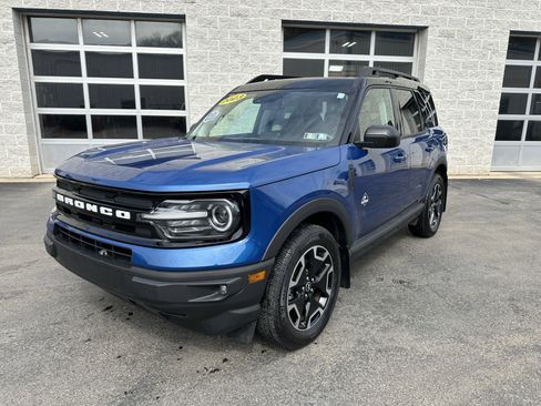 Certified 2023 Ford Bronco Sport Outer Banks w/ Tech Package image 1