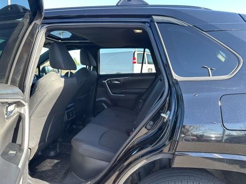 Used 2023 Toyota RAV4 SE w/ Convenience Package AWD/4WD image 16