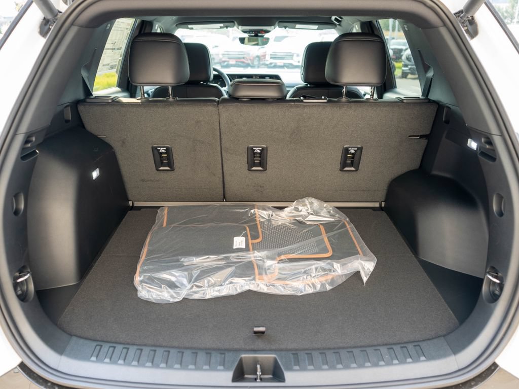 New 2027 GMC Terrain AT4 w/ Convenience Package III AWD/4WD image 30