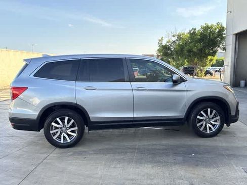 Used 2021 Honda Pilot EX image 7