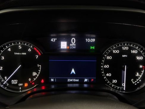 Used 2022 Cadillac CT4 Luxury w/ Sun And Sound Package image 16