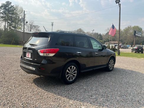 Used 2015 Nissan Pathfinder SV w/ Cargo Package image 6