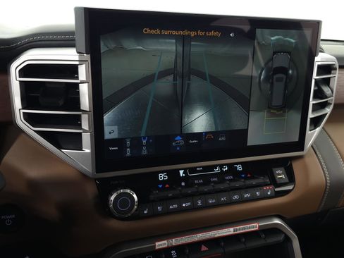 Used 2025 Toyota Sequoia Limited image 34