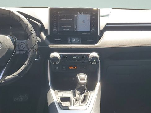 Used 2019 Toyota RAV4 Limited w/ Cold Weather Package FWD image 15