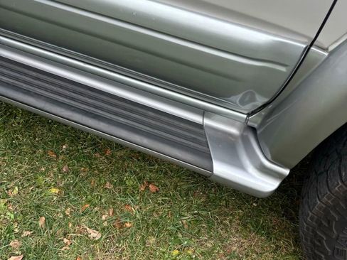 Used 2000 Toyota 4Runner Limited image 22