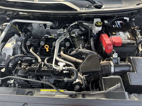 Used 2021 Nissan Rogue SV FWD image 29