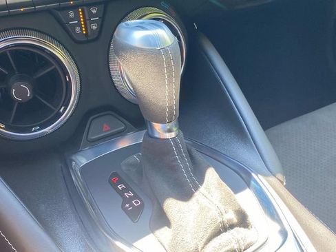 Used 2021 Chevrolet Camaro SS RWD image 26
