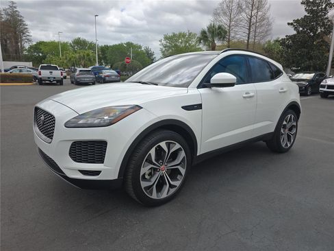 Used 2020 Jaguar E-PACE SE image 8
