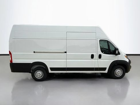 New 2025 RAM ProMaster 3500 w/ Convenience Group FWD image 8