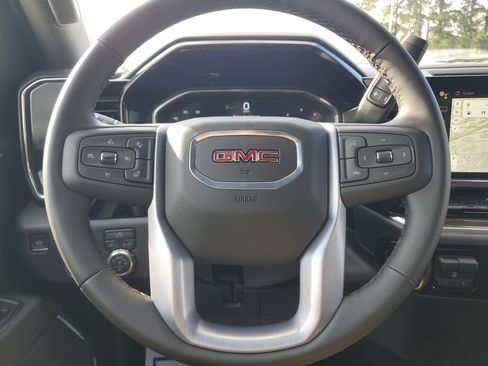 New 2025 GMC Sierra 1500 Elevation image 22