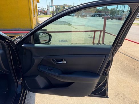 Used 2020 Nissan Sentra SV FWD image 14