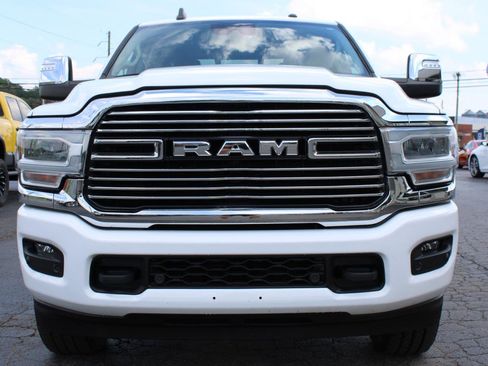 Used 2024 RAM 2500 Laramie w/ Safety Group AWD/4WD image 2