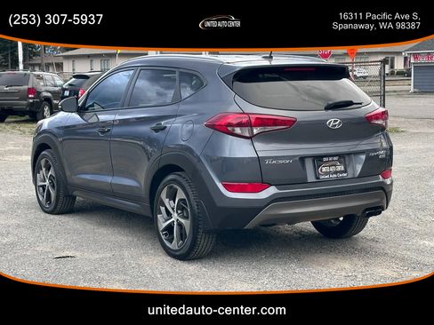 Used 2016 Hyundai Tucson Sport image 6