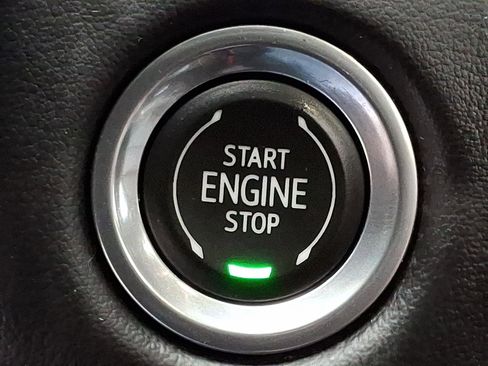 Used 2021 GMC Yukon SLT w/ SLT Premium Package image 27