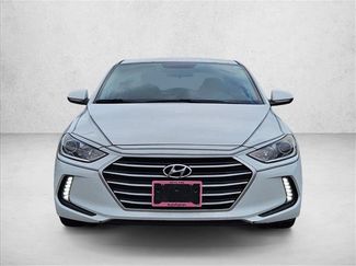 Used 2017 Hyundai Elantra SE w/ SE A/T Tech Package 03 FWD video 2