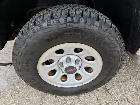 Used 2005 GMC Sierra 1500 W/T w/ Light Duty Power Package image 22