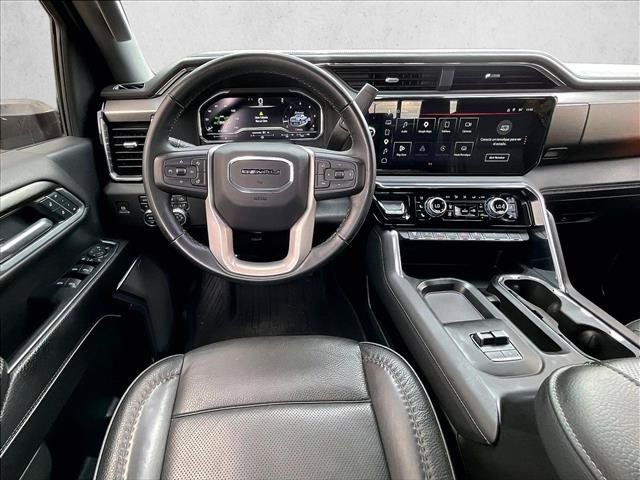 Used 2025 GMC Sierra 2500 Denali w/ Denali Reserve Package AWD/4WD image 7