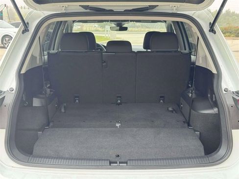Used 2024 Volkswagen Tiguan S image 20