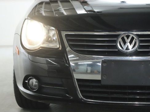 Used 2008 Volkswagen Eos VR6 image 17