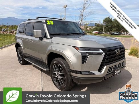 Used 2025 Lexus GX 550 w/ Accessory Package (2T) AWD/4WD image 1