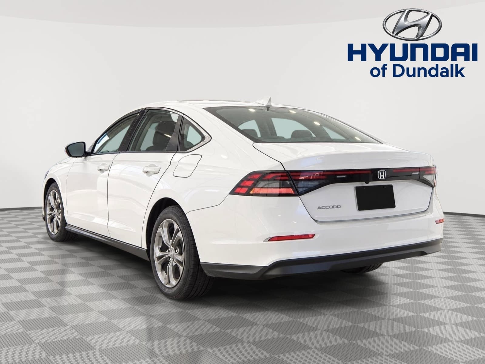 Used 2024 Honda Accord EX image 5