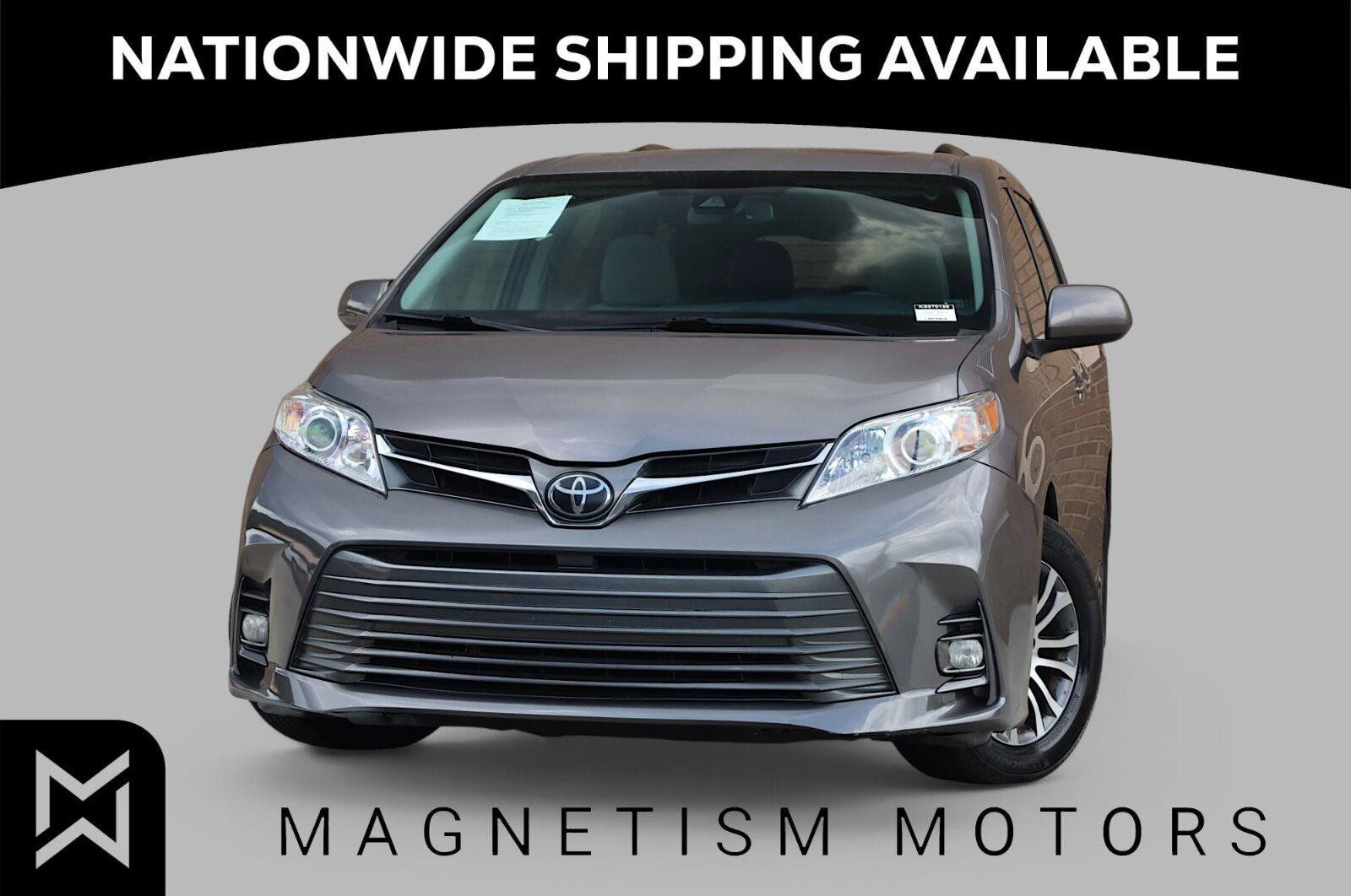 Used 2019 Toyota Sienna XLE Premium FWD image 1