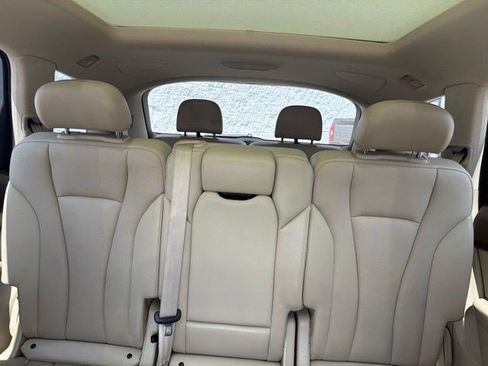 Used 2018 Audi Q7 3.0T Prestige AWD/4WD image 38