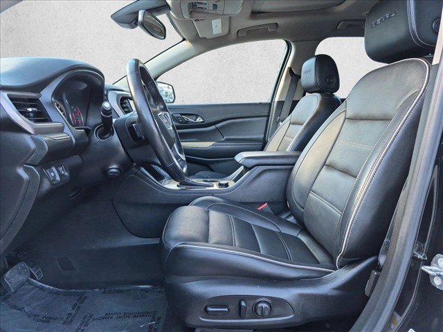 Used 2019 GMC Acadia Denali w/ Technology Package FWD image 17