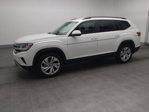 Used 2023 Volkswagen Atlas SE FWD image 2
