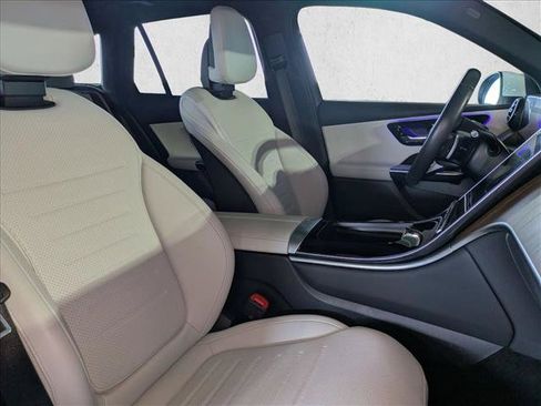 Certified 2023 Mercedes-Benz GLC 300 image 21