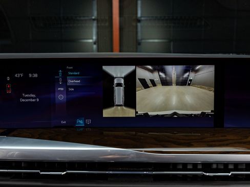 Used 2025 Cadillac Escalade ESV Sport Platinum image 26