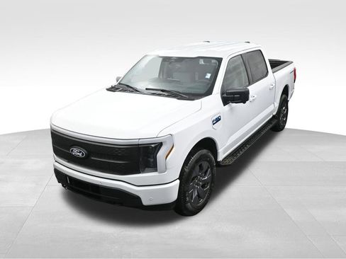 New 2025 Ford F150 Lightning Flash image 24