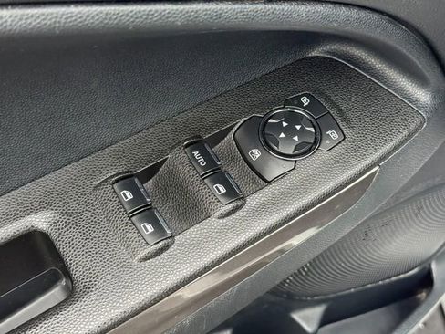 Used 2021 Ford EcoSport SE FWD image 19