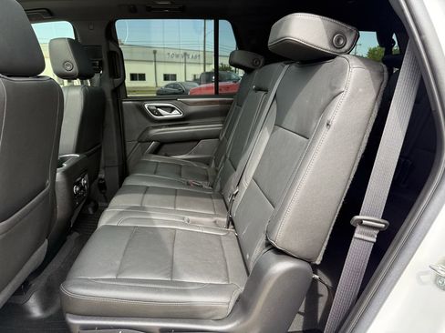 Used 2022 Chevrolet Tahoe LT w/ Luxury Package image 28