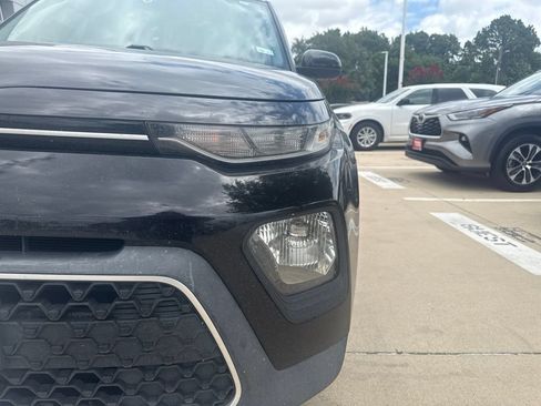 Used 2020 Kia Soul LX FWD image 8