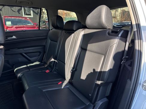 Used 2019 Volkswagen Atlas SE w/ Towing Package image 24
