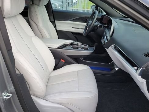 Used 2025 Cadillac Lyriq Sport image 20
