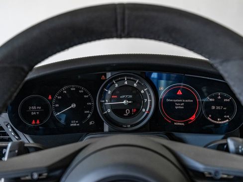 Certified 2024 Porsche 911 Targa 4 GTS image 15