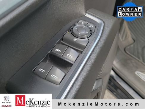 Used 2023 GMC Sierra 1500 Elevation AWD/4WD image 9
