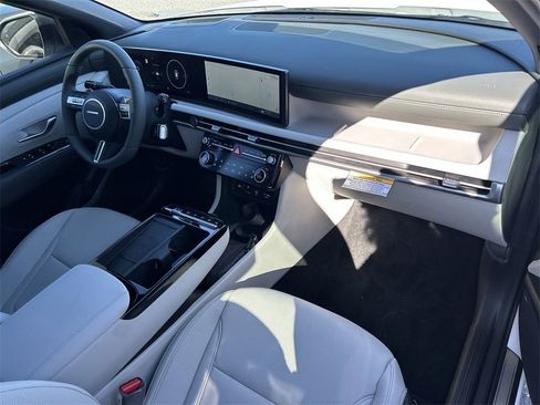 New 2026 Hyundai Tucson Limited image 18