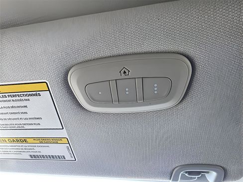 Used 2021 Jeep Cherokee Latitude Lux w/ Sun & Sound Group image 25