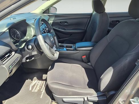 Used 2024 Nissan Sentra S FWD image 11