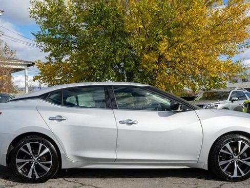 Used 2018 Nissan Maxima 3.5 S image 5