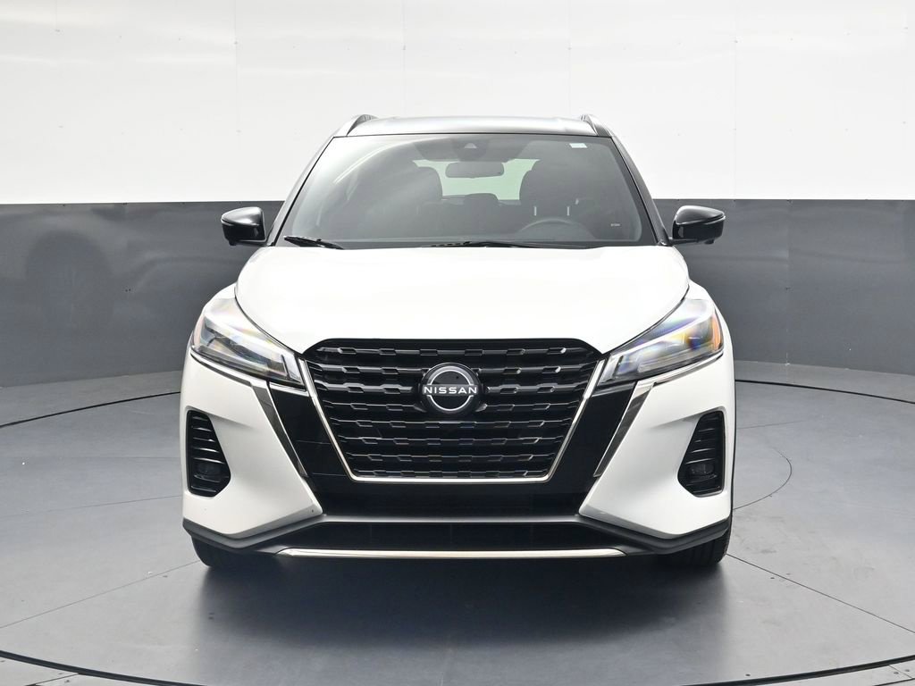 Certified 2024 Nissan Kicks SR FWD image 13