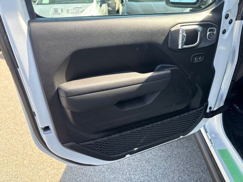 New 2026 Jeep Wrangler Unlimited Sport AWD/4WD image 17