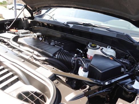 Used 2023 Chevrolet Silverado 1500 LT AWD/4WD image 57