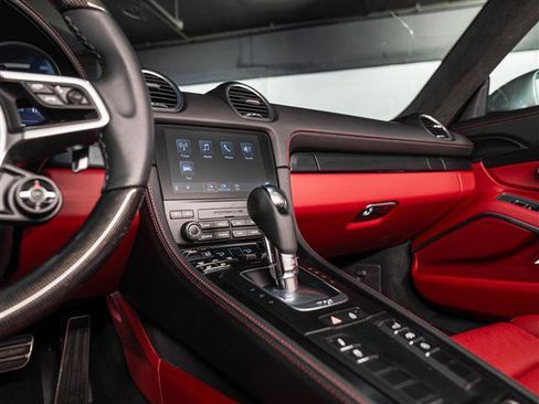 Used 2024 Porsche 718 Cayman GT4 image 25