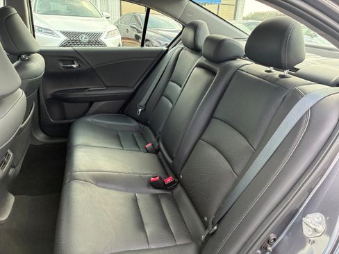 Used 2017 Honda Accord EX-L image 35