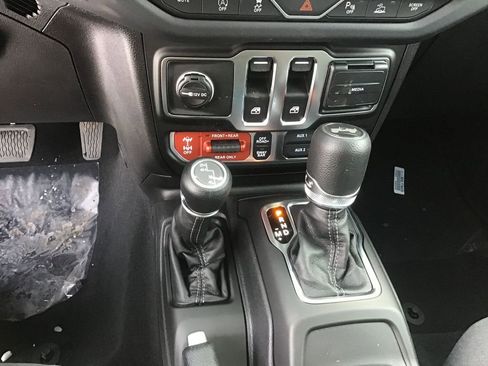 New 2026 Jeep Wrangler Rubicon w/ Safety Group image 15