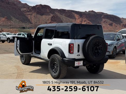 New 2026 Ford Bronco Badlands w/ Sasquatch Package image 13